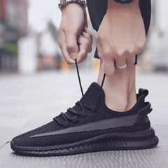 Men's Lightweight Breathable Running Shoes Slip-On Sneakers