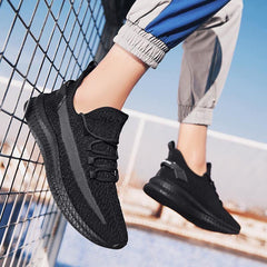 Men's Lightweight Breathable Running Shoes Slip-On Sneakers