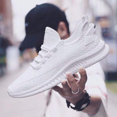 Men's Lightweight Breathable Running Shoes Slip-On Sneakers